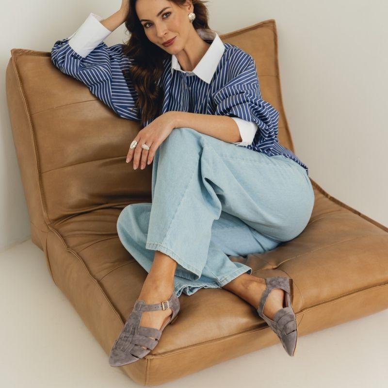 Skórzane sandały z zakrytymi palcami - Favorite