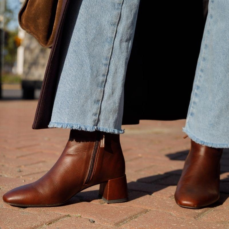 Brązowe botki damskie skórzane - Successful