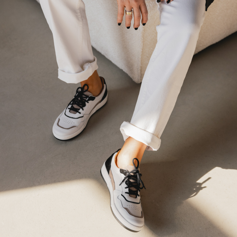 Skórzane buty sportowe damskie - Crazy For You