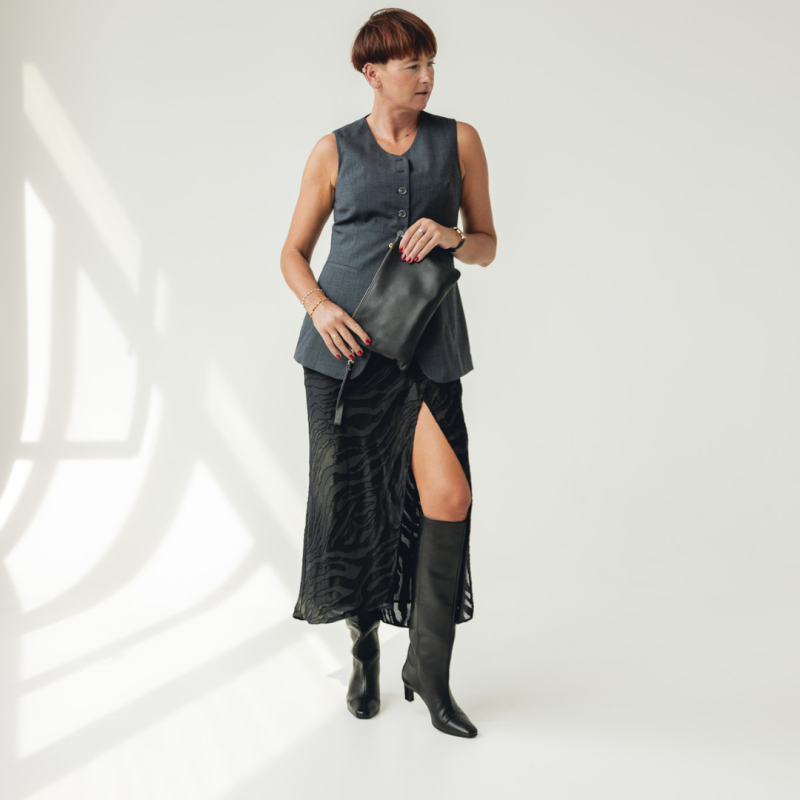 skorzane-kozaki-damskie-na-obcasie-czarne-hot-legs