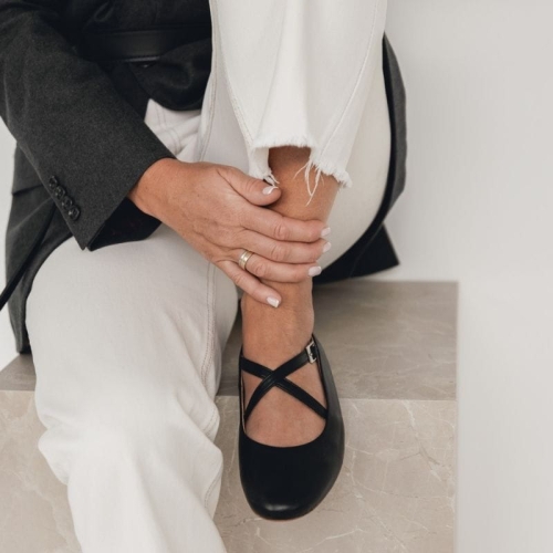 Skórzane baleriny z paskiem - Love Sick Girl