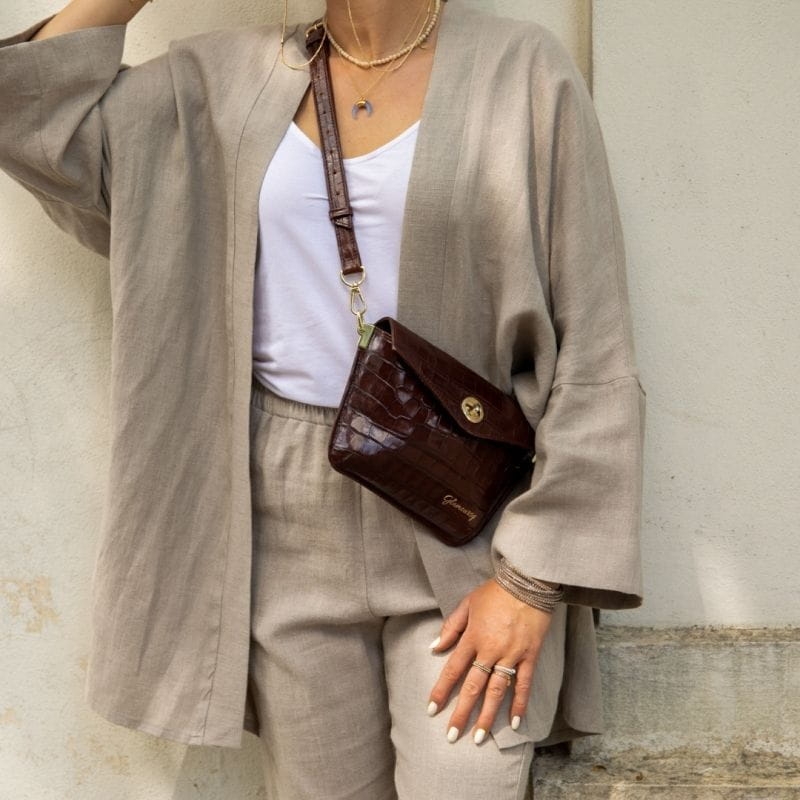 Skórzana saszetka damska bordowa - Croco Gem