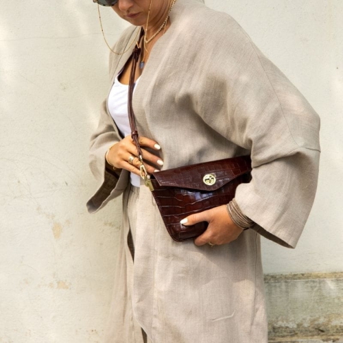 Skórzana saszetka damska bordowa - Croco Gem