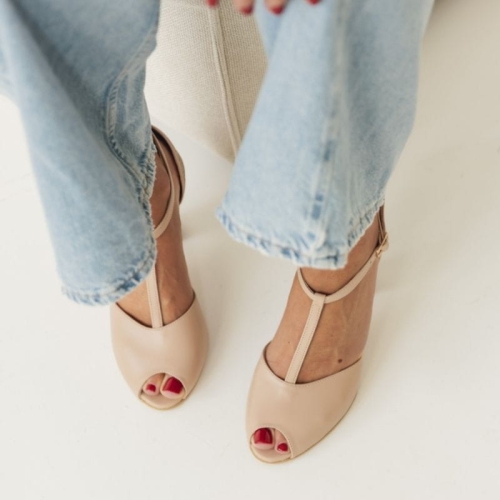 Skórzane sandały na słupku - Magic Night