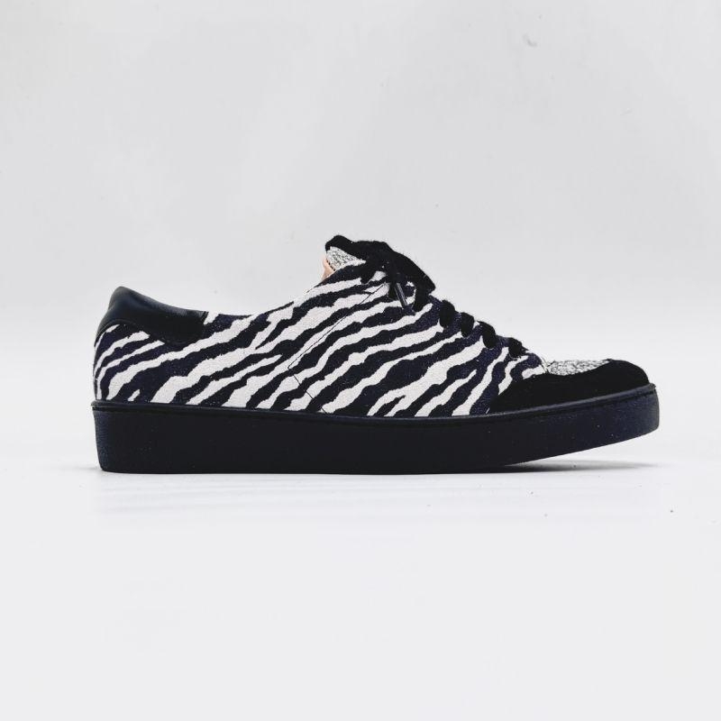 Skórzane buty sportowe damskie - Flex Safari