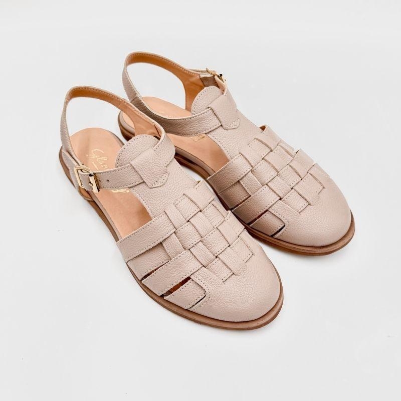 Skórzane sandały z zakrytymi palcami - Net Fit