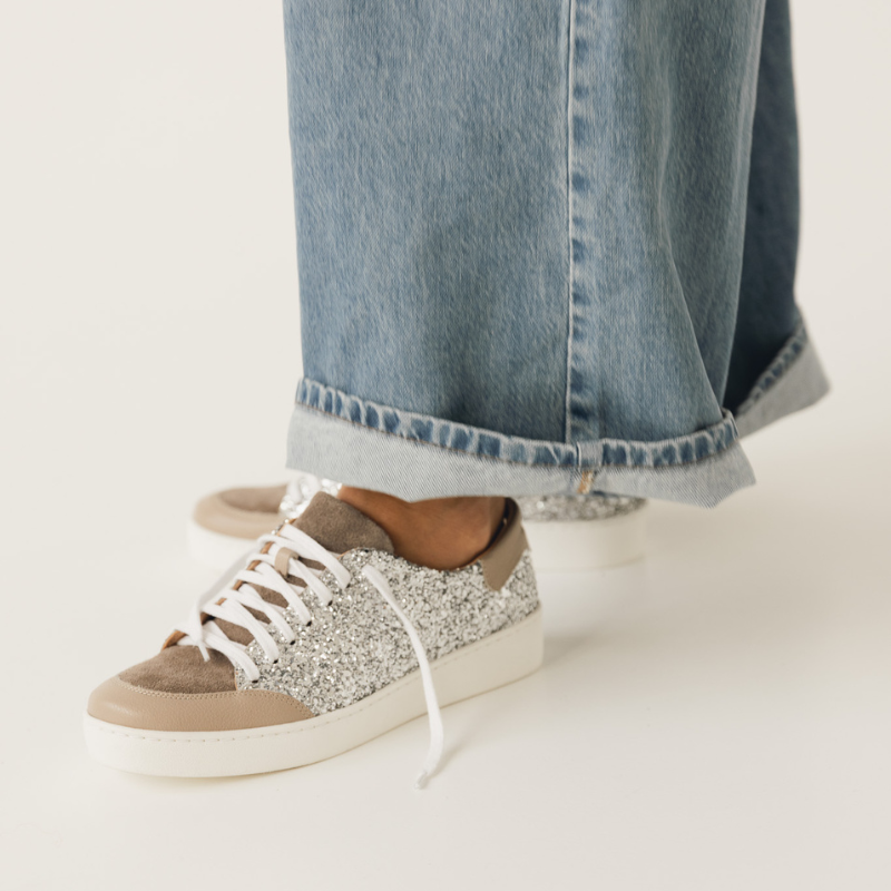 skorzane-buty-sportowe-damskie-rain-or -shine -3.png