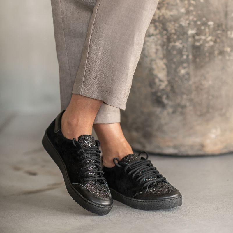 buty-sportowe-damskie-z-brokatem-distance-2.jpg