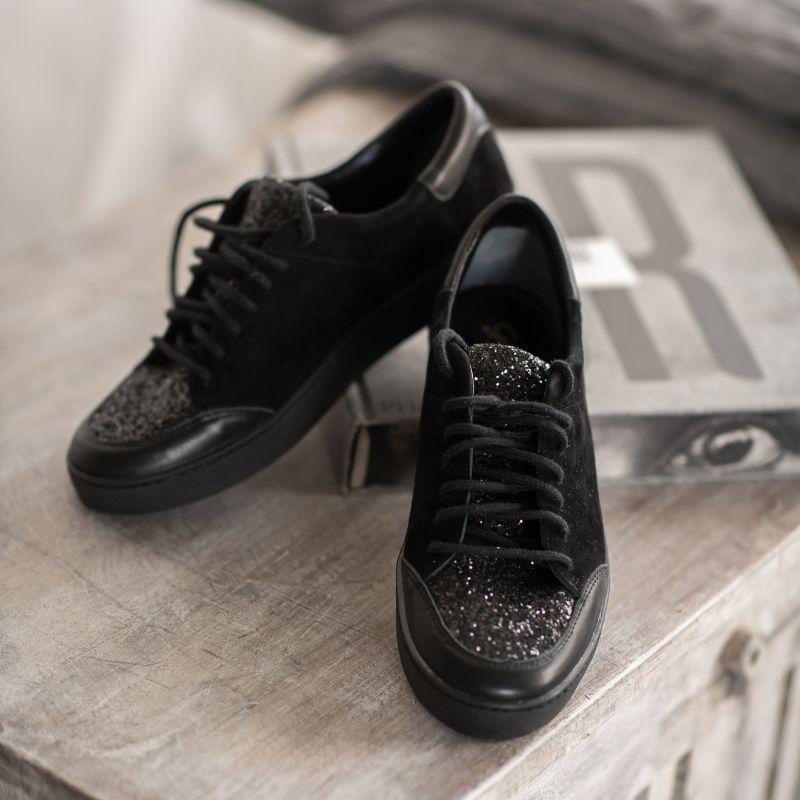 buty-sportowe-damskie-z-brokatem-distance.jpg