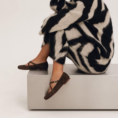 Zamszowe baleriny damskie - Cozy Straps