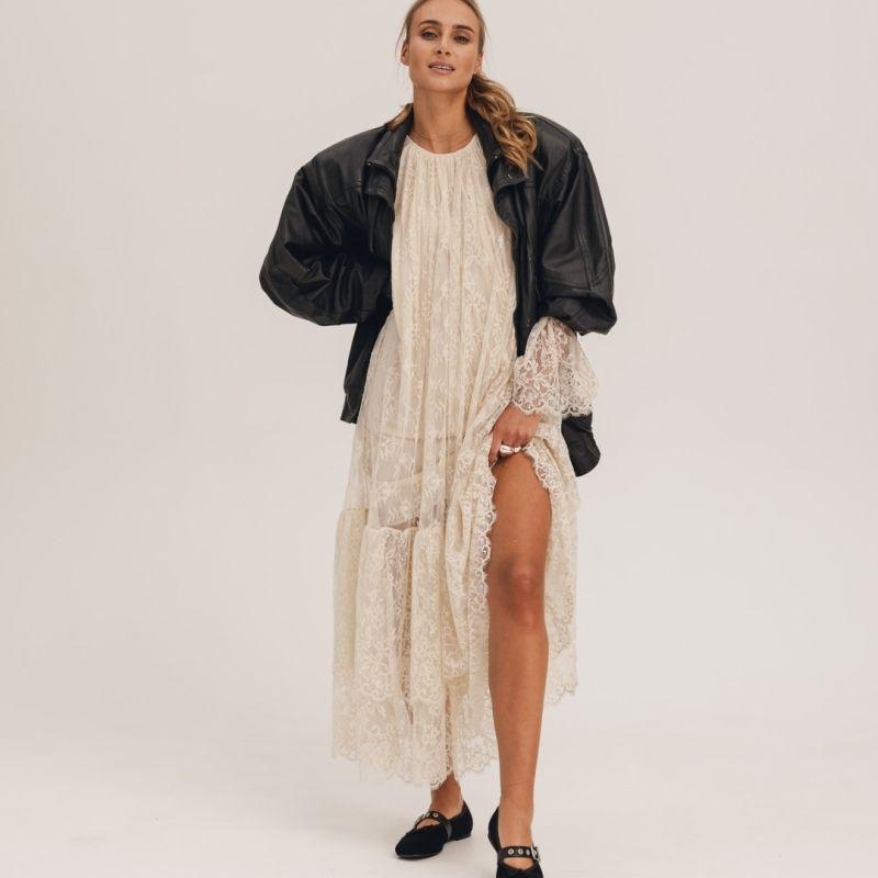 Zamszowe baleriny z klamrą - Lady Charm