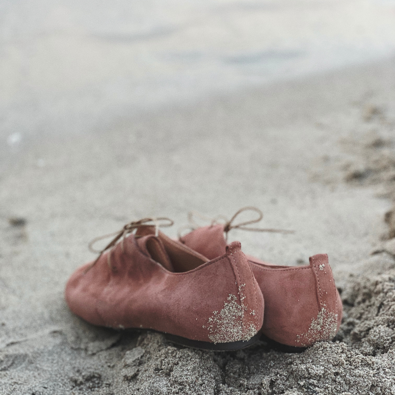Buty damskie, sznurowane, ponadczasowe BRUDNY RÓŻ  GLAMOURSY ROSE DUST