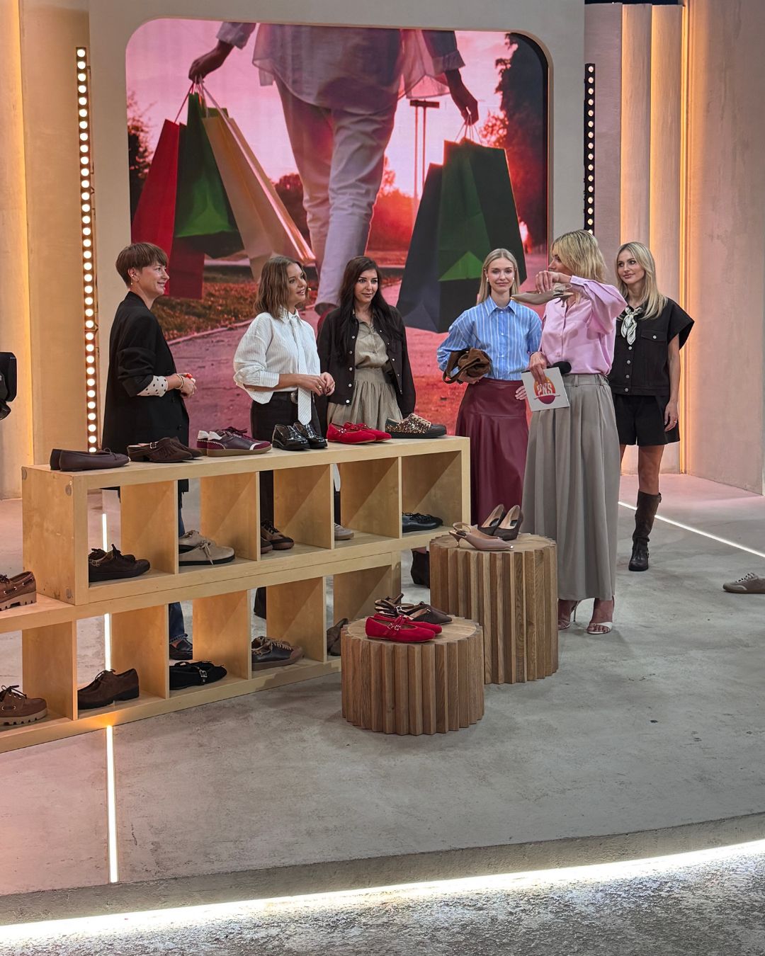 Glamoursy w pytanie na śniadanie trendy