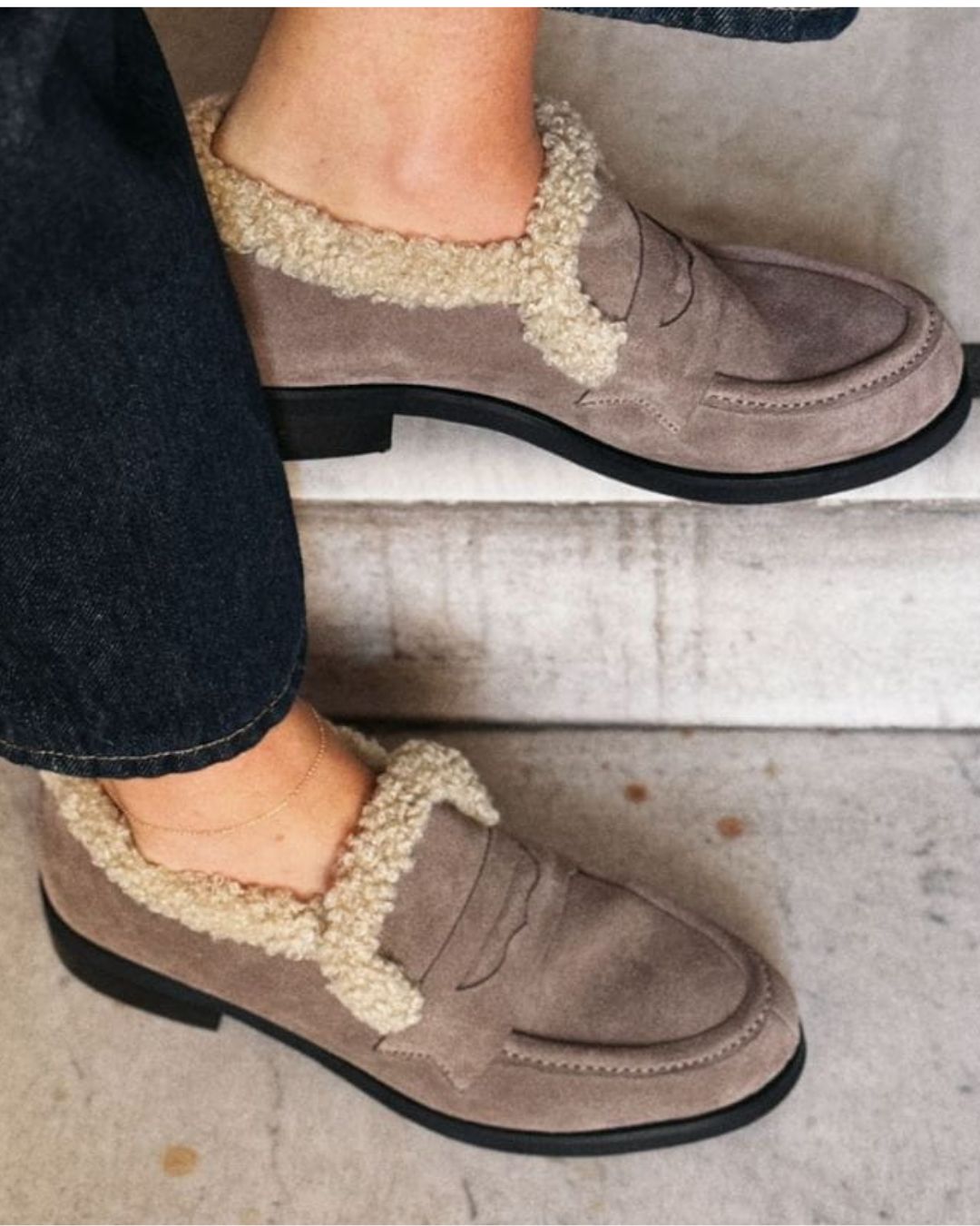 Czym czyścić buty zamszowe