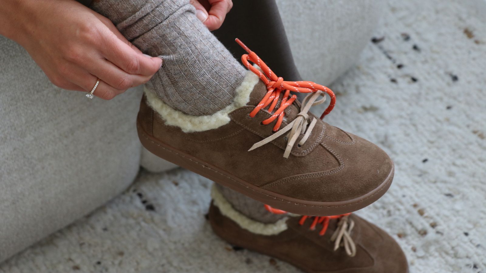 Jak dbać o buty skórzane - przechowywanie i długoterminowa ochrona - polerka do butów